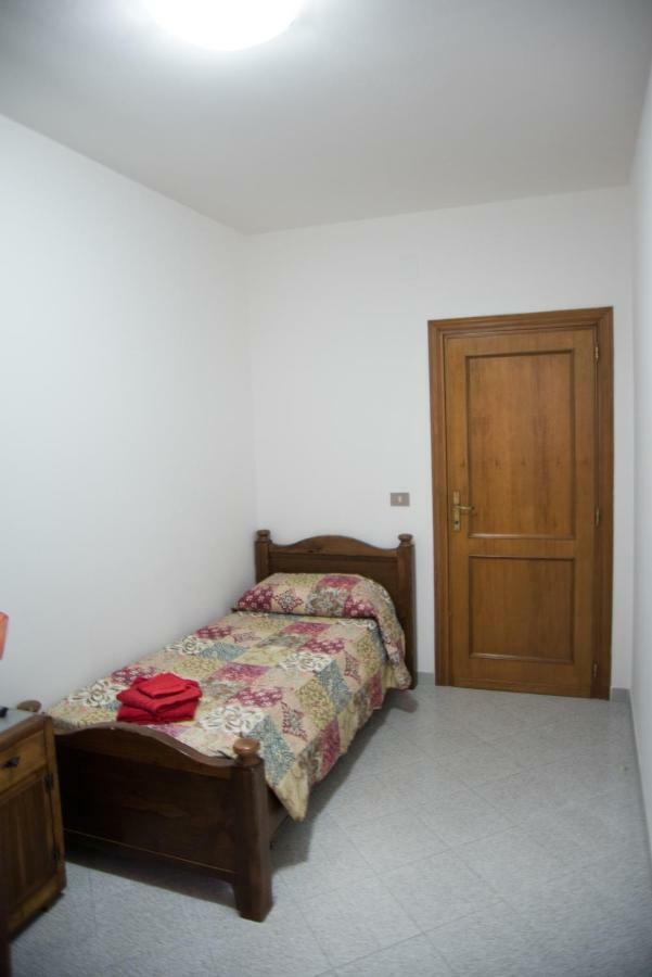 Pretty Appartment Beb Alguer Exterior foto